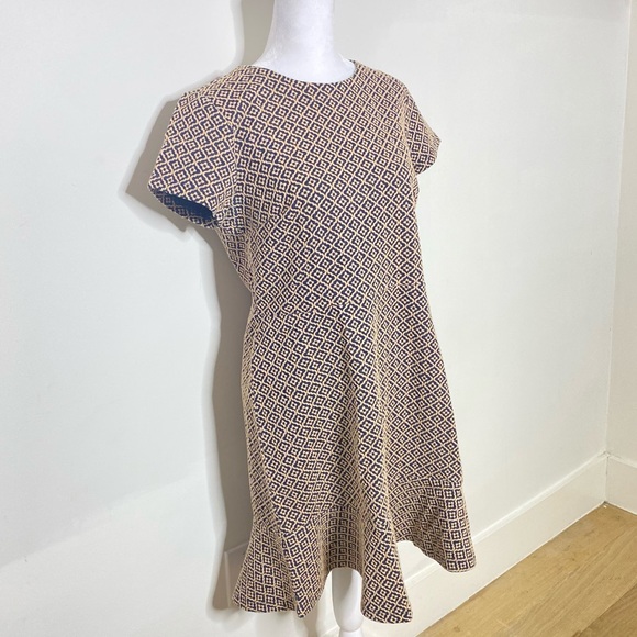 LOFT Short Sleeve Dress - Picture 4 of 6